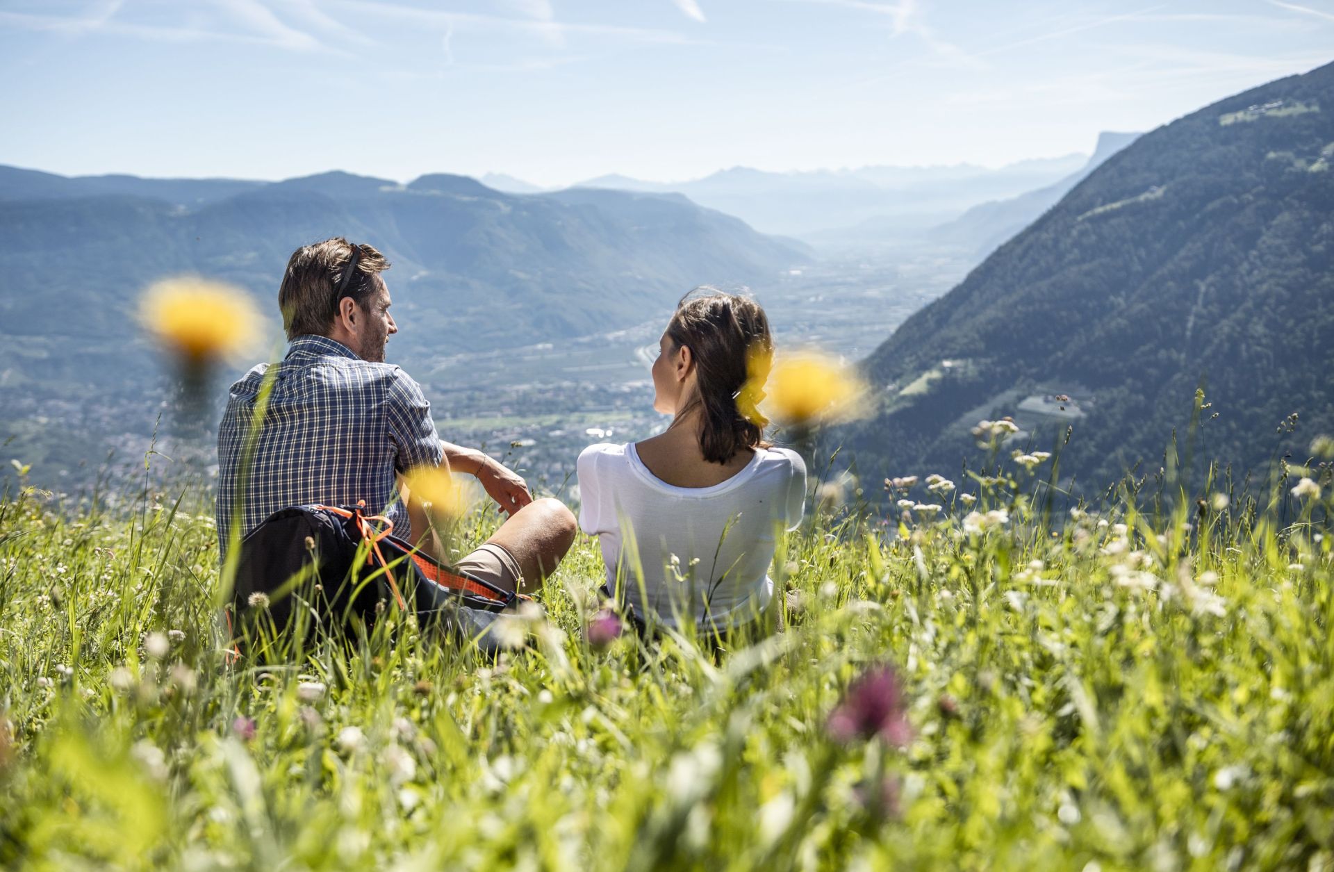 Wanderpause mit Talblick Hotel Am Sonneck